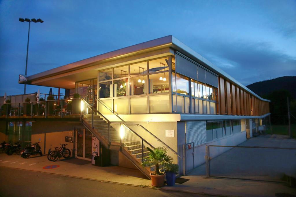 Hotel Restaurant Red Lodge Грац Екстер'єр фото