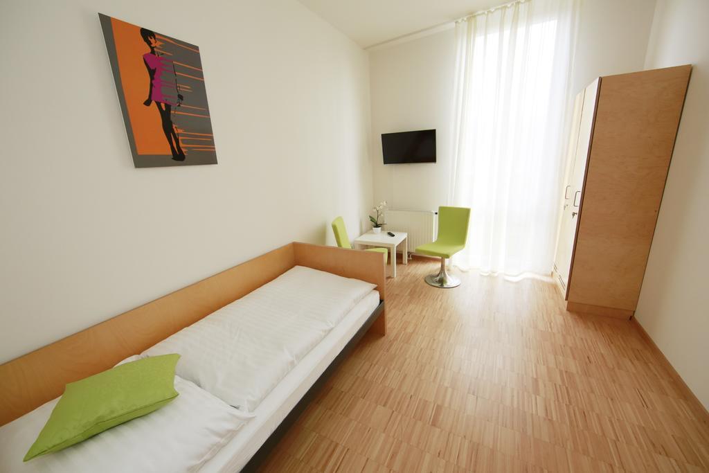 Hotel Restaurant Red Lodge Грац Номер фото